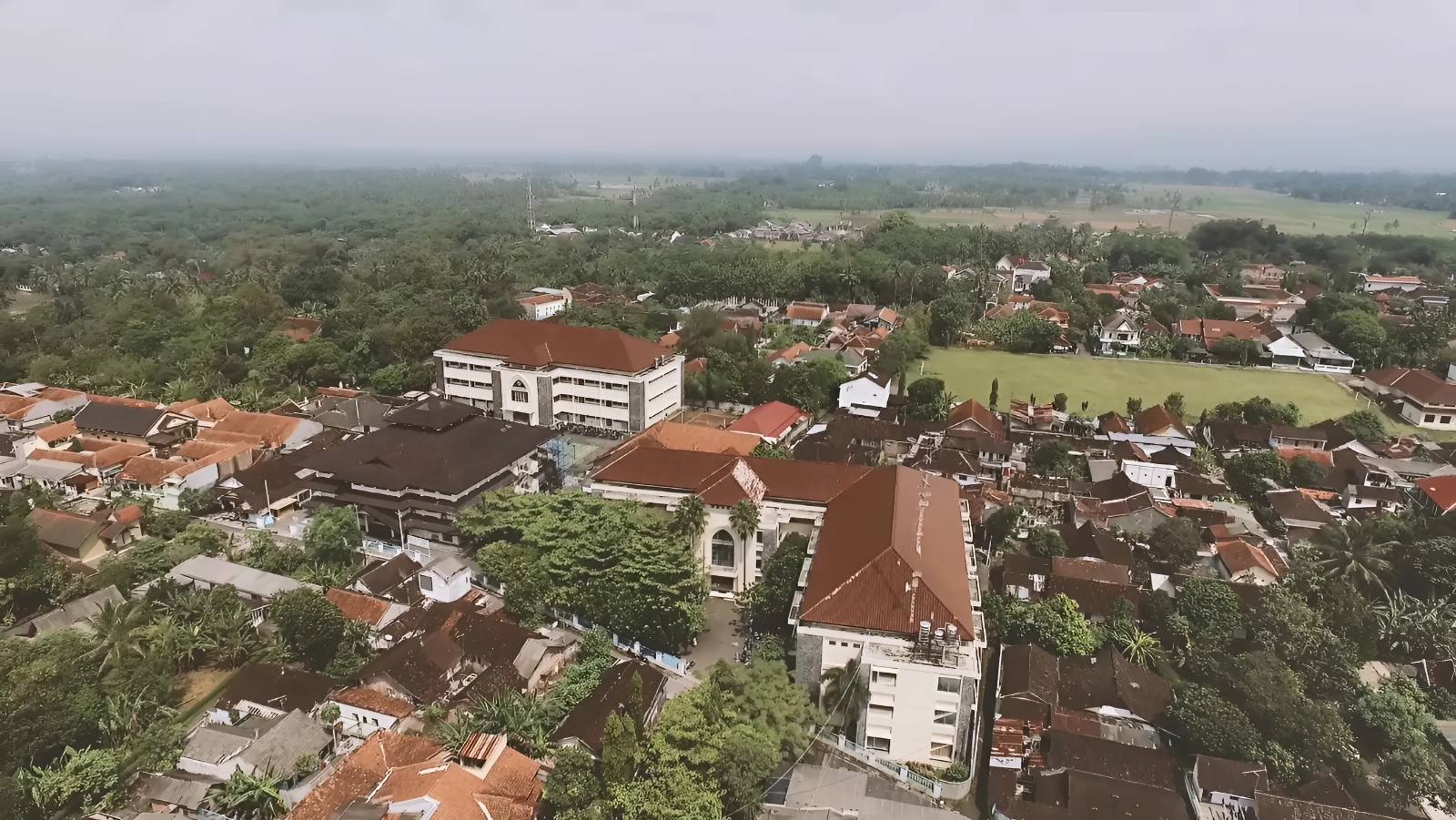 Universitas Favorit Magelang : Melejit ke Akreditasi Unggul BAN-PT